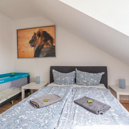 Gemuetliche Dachgeschosswohnung -Waldstrassenviertel Leipzig Buitenkant foto